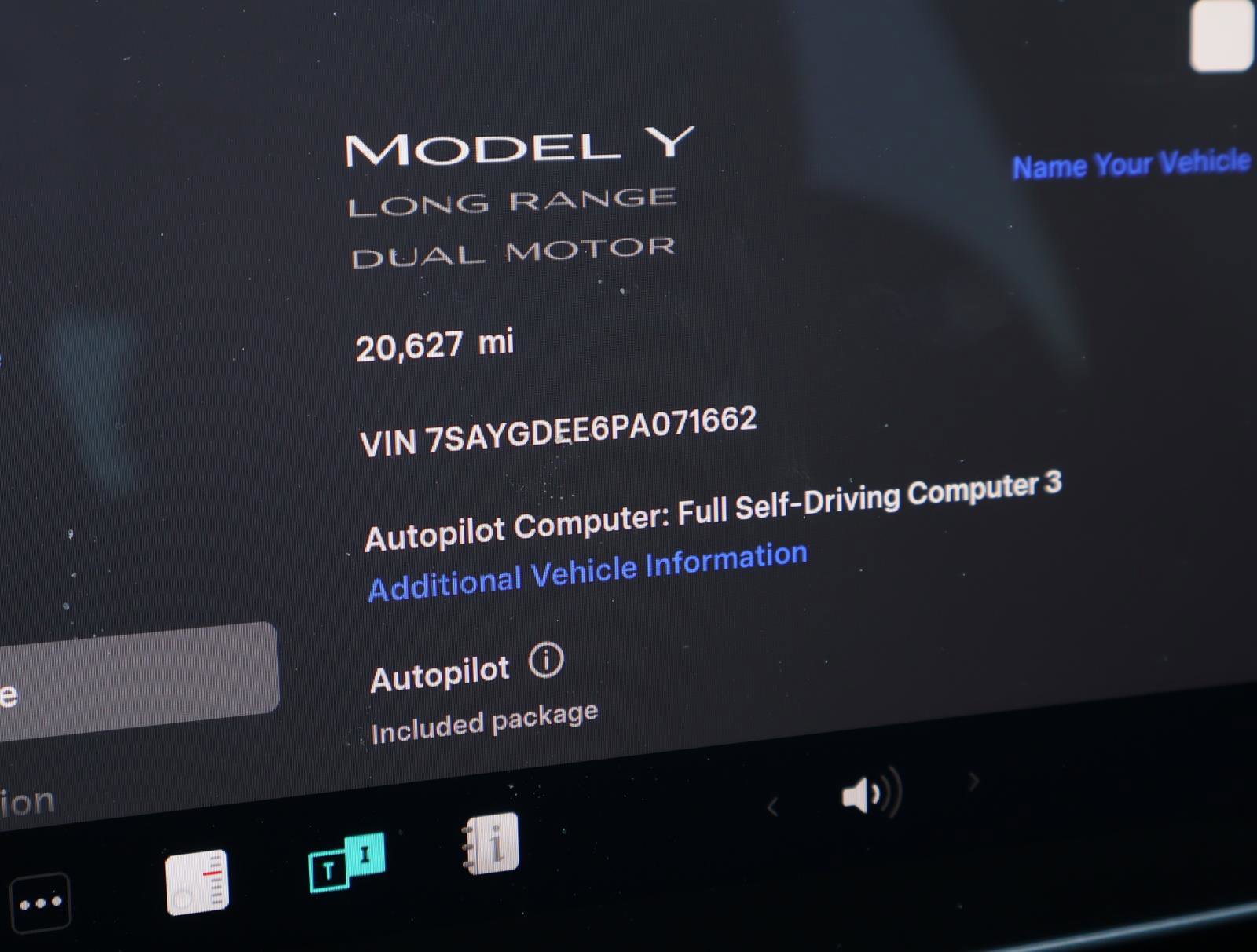Used 2023 Tesla Model Y Long Range image 21