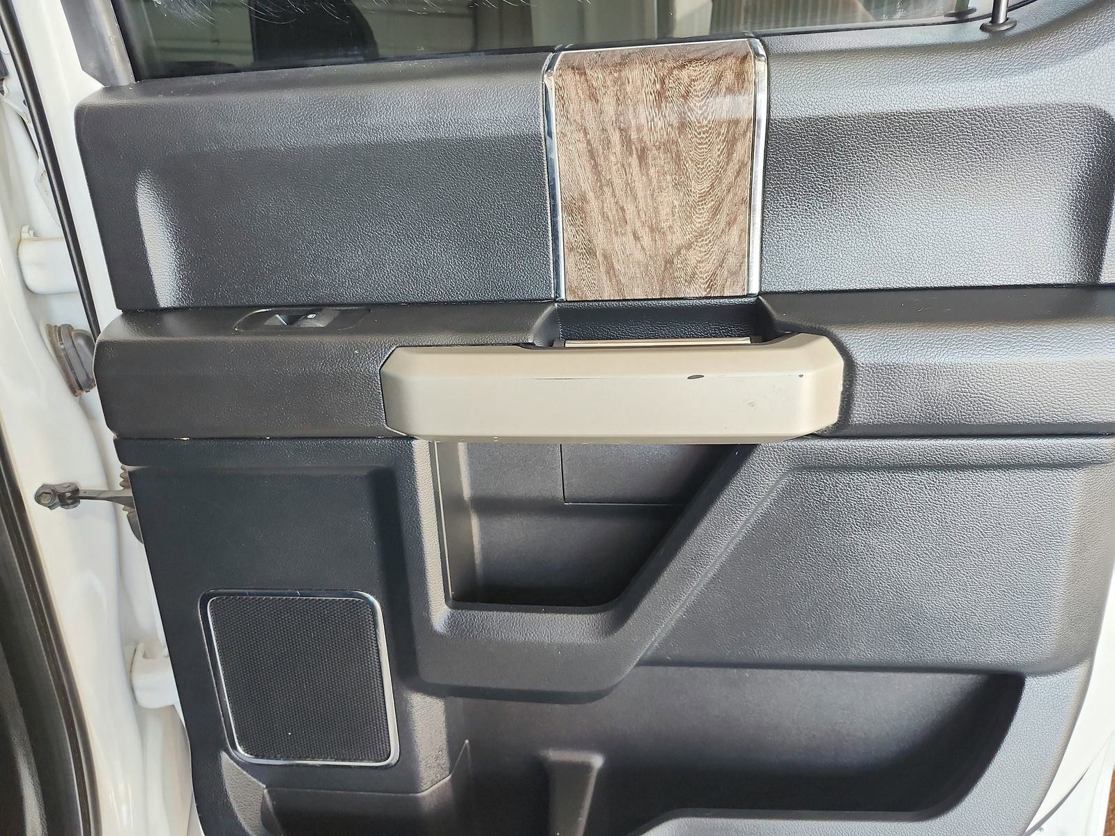 Used 2018 Ford F350 Lariat w/ Lariat Ultimate Package image 47