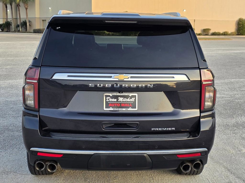 Used 2022 Chevrolet Suburban Premier RWD image 3
