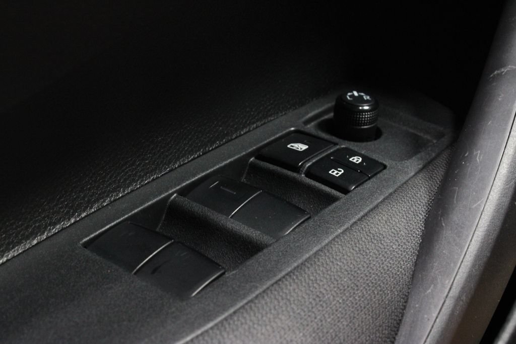 Used 2024 Toyota Corolla LE FWD image 22