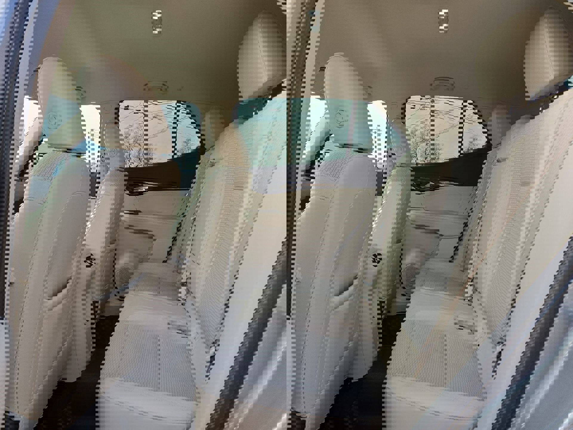 Used 2023 Buick Envision Preferred image 13