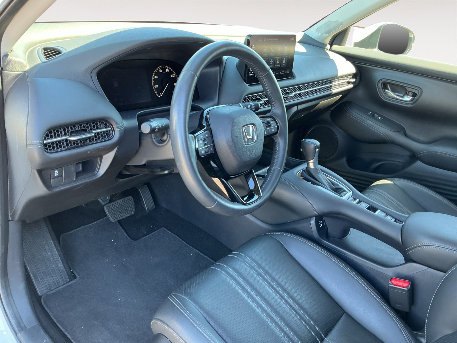 Used 2024 Honda HR-V EX-L image 10