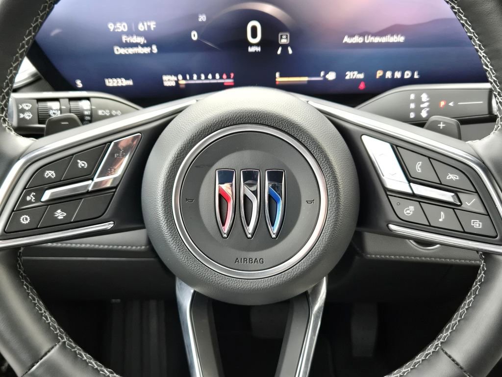 Used 2025 Buick Enclave Preferred image 16