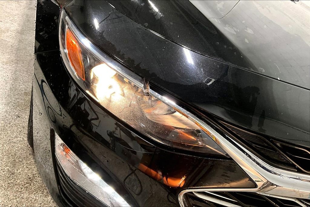 Used 2023 Chevrolet Malibu LT image 30