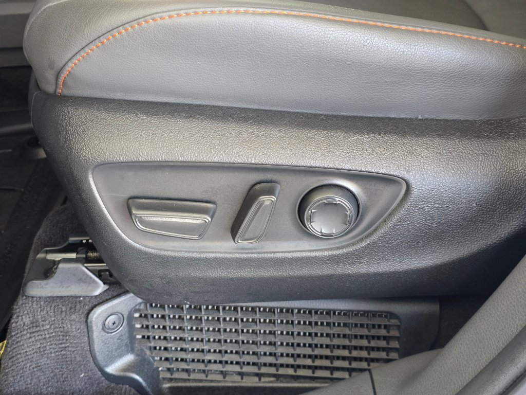 Used 2024 Toyota Sienna XSE AWD/4WD image 20