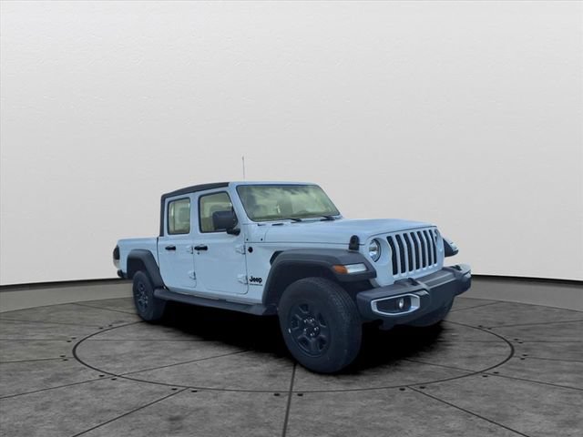 Used 2023 Jeep Gladiator Sport AWD/4WD image 3