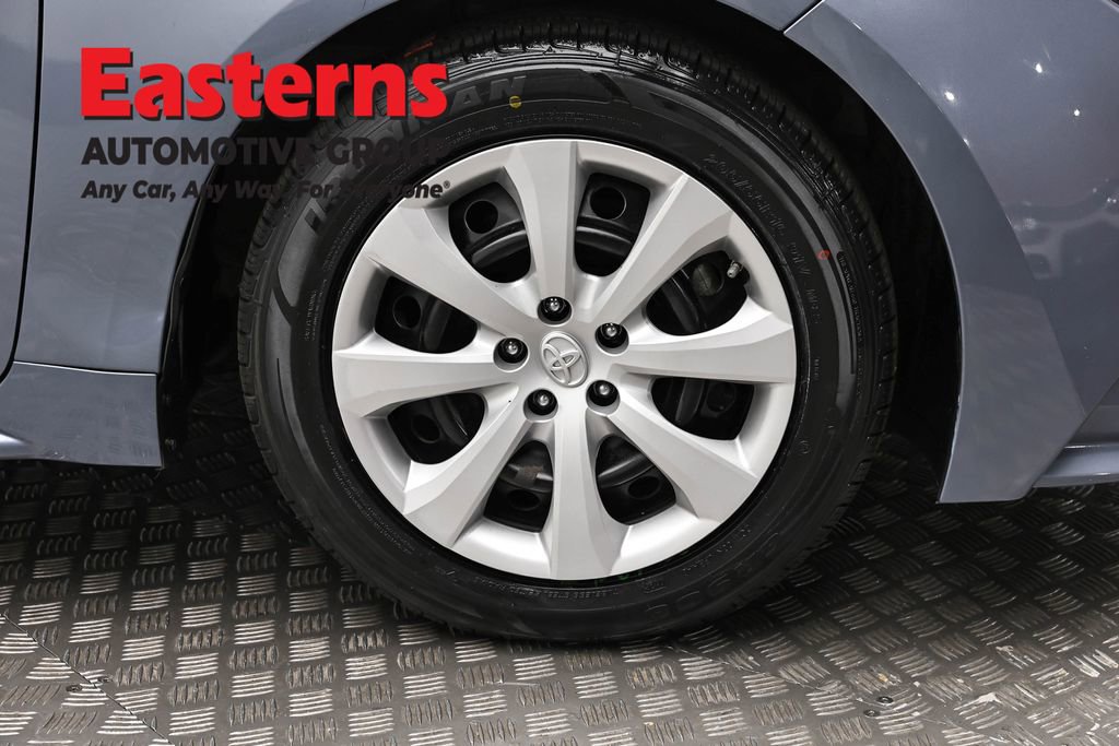 Used 2023 Toyota Corolla LE FWD image 31