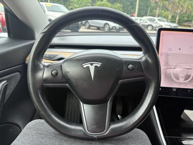 Used 2018 Tesla Model 3 Mid Range RWD image 15