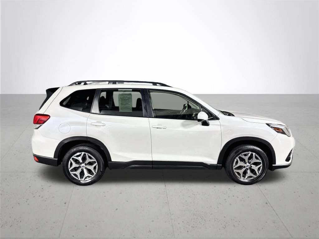 Certified 2024 Subaru Forester Premium AWD/4WD image 6