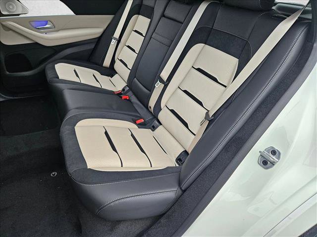 New 2026 Mercedes-Benz GLE 53 AMG 4MATIC image 16