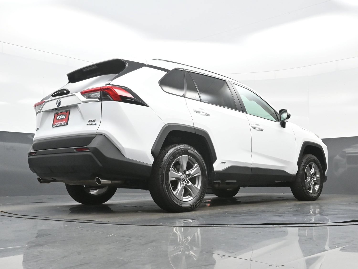 Used 2024 Toyota RAV4 XLE w/ Convenience Package AWD/4WD image 33