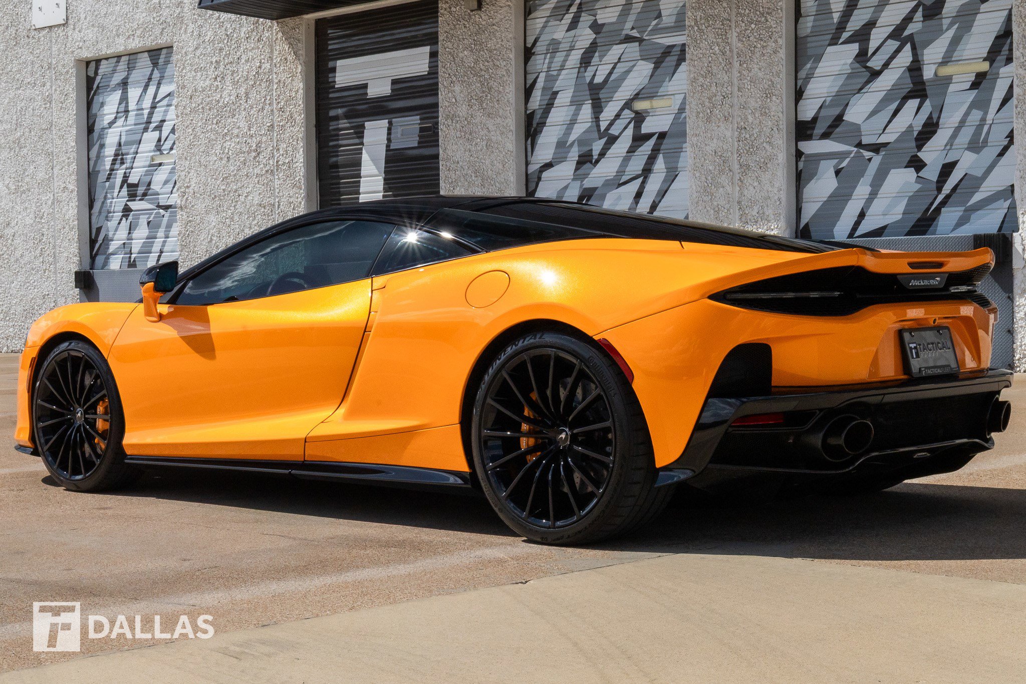 Used 2023 McLaren GT image 10