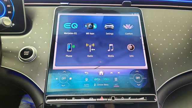 Used 2023 Mercedes-Benz EQS 450+ 4MATIC Sedan image 47