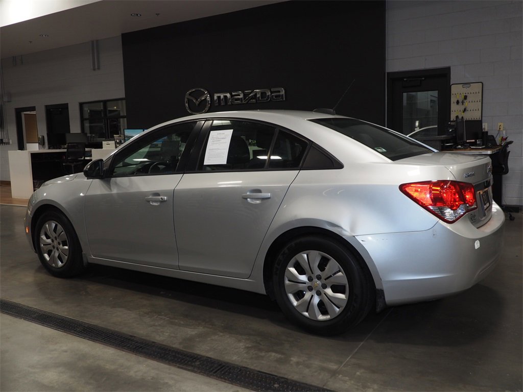Used 2015 Chevrolet Cruze LS image 20