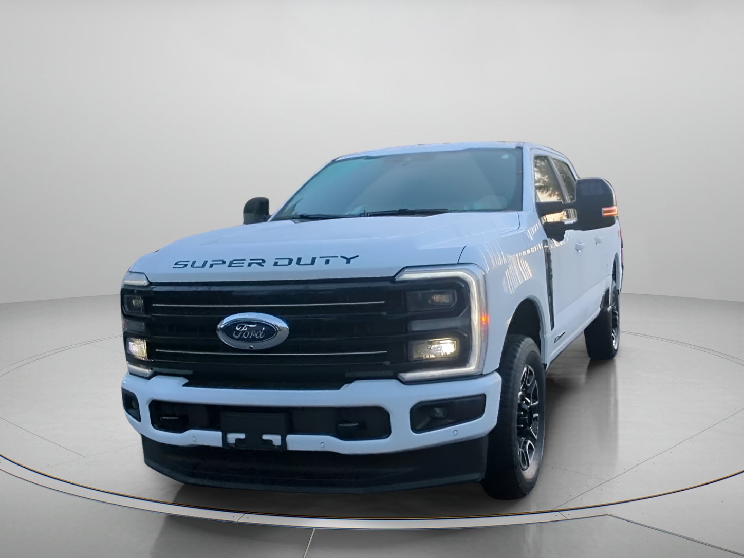 Certified 2025 Ford F250 Platinum w/ FX4 Off-Road Package AWD/4WD image 7