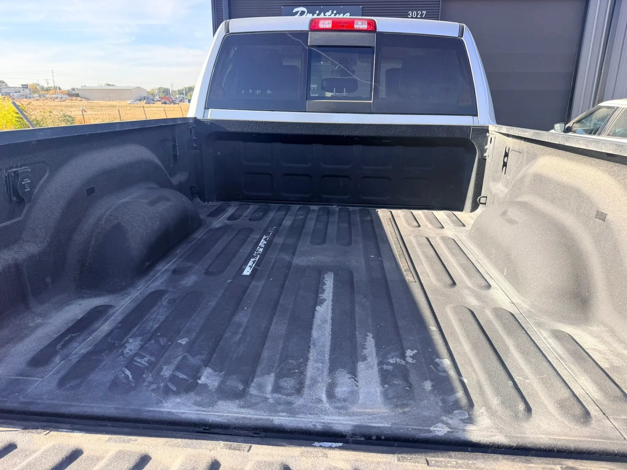 Used 2021 RAM 2500 Laramie w/ Body Color Bumper Group AWD/4WD image 17