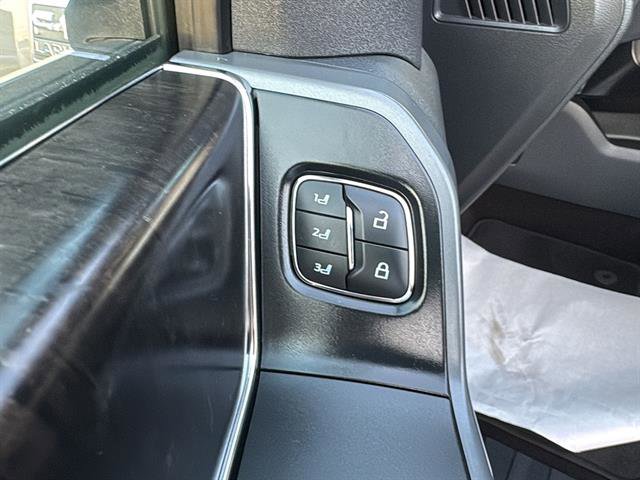 Used 2023 Ford F150 Lariat w/ Equipment Group 502A High image 16