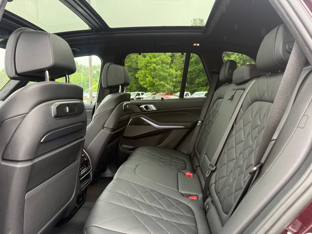 Certified 2024 BMW X5 M60i AWD/4WD image 17