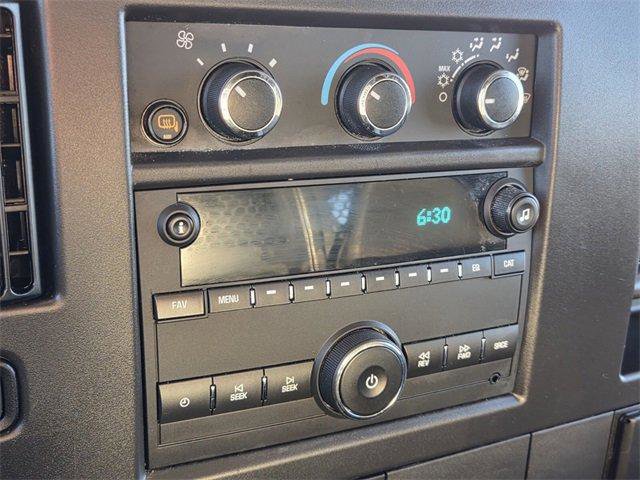 Used 2024 GMC Savana 2500 w/ Driver Convenience Package image 16