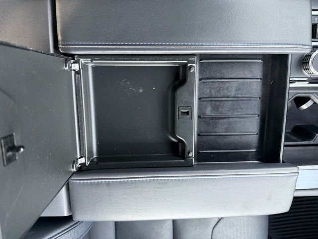 Used 2025 Toyota Tundra Platinum image 29