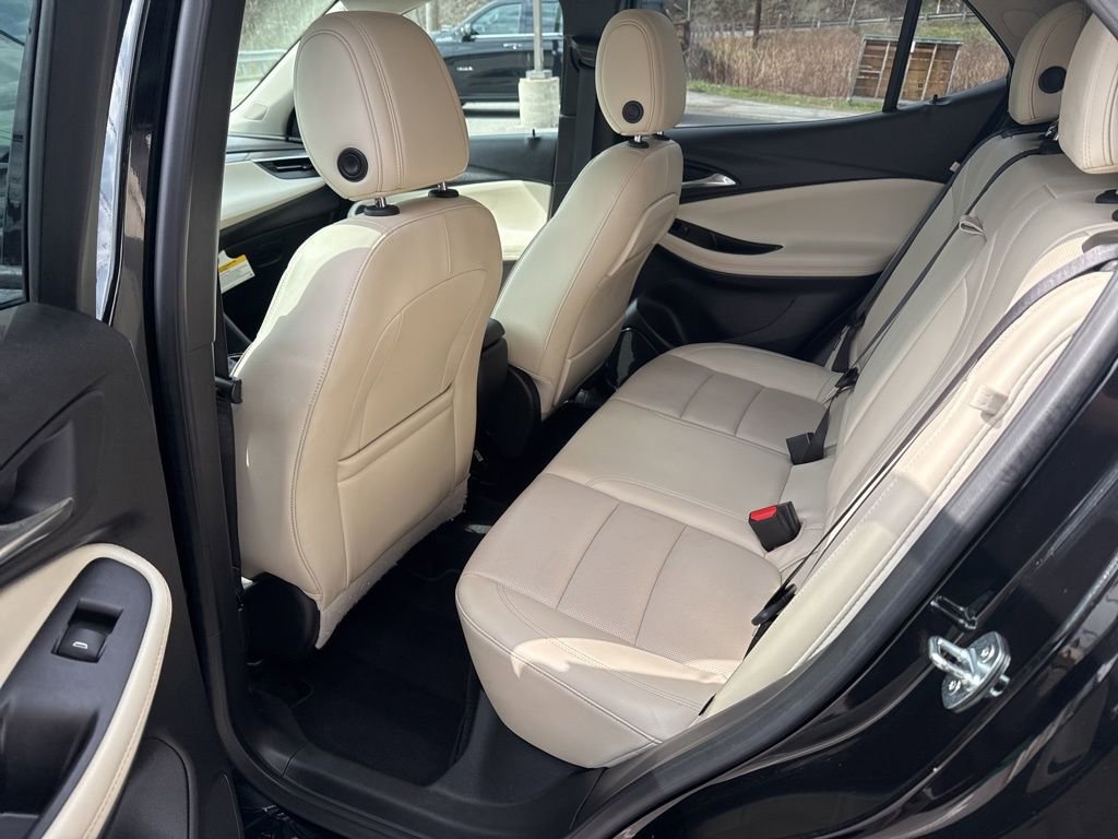 Used 2024 Buick Encore GX Avenir w/ Avenir Convenience Package image 24