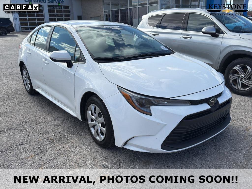 Used 2024 Toyota Corolla LE image 1