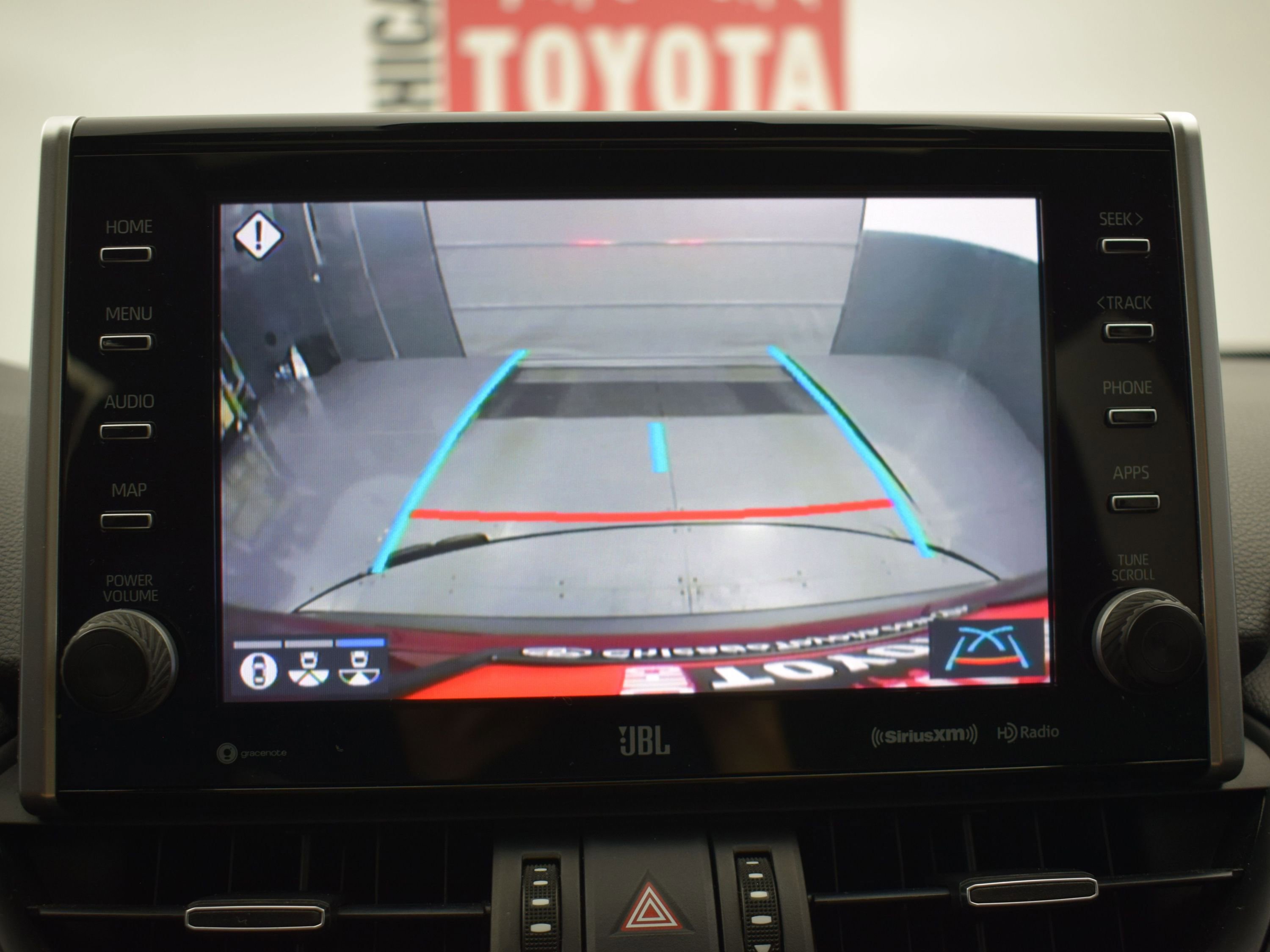 Used 2022 Toyota RAV4 Limited AWD/4WD image 23