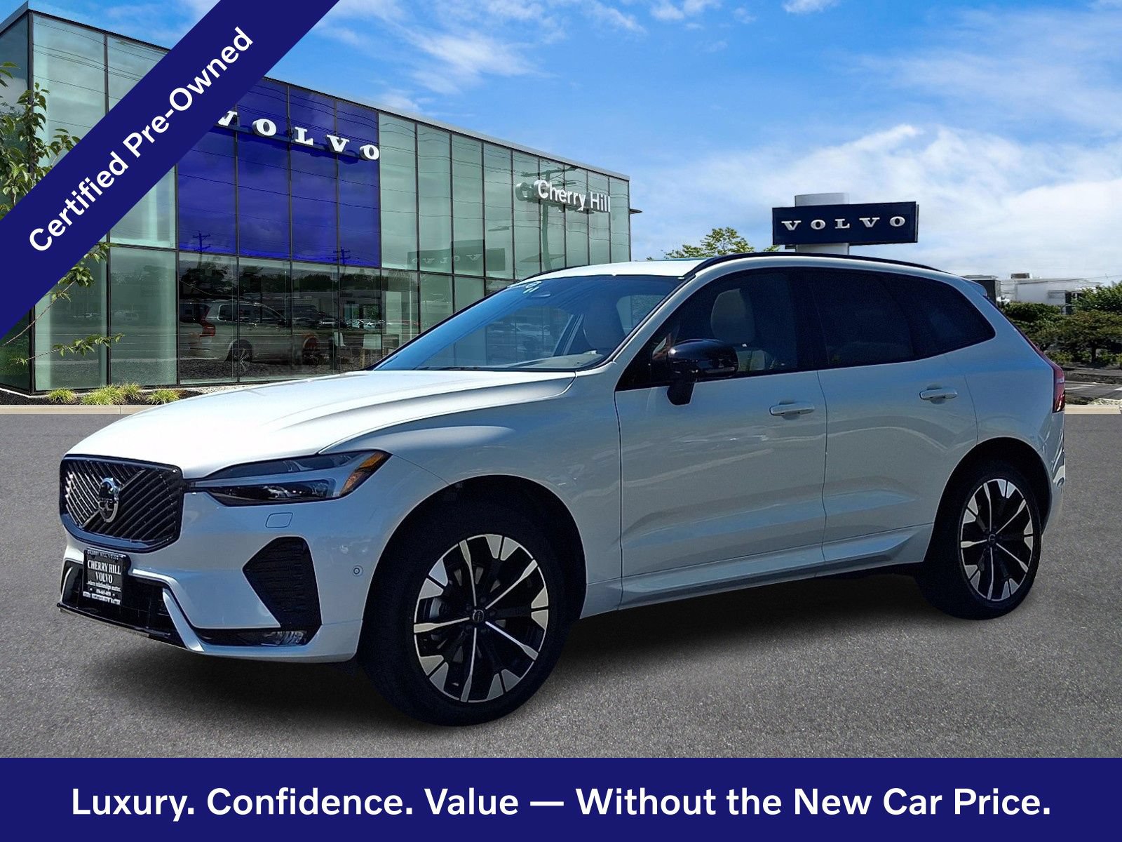 Certified 2026 Volvo XC60 B5 Plus AWD/4WD image 3