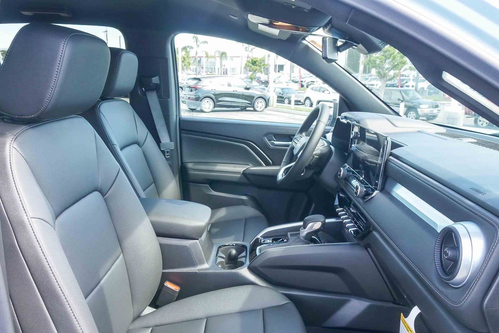 New 2026 Chevrolet Colorado LT w/ LT Convenience Package image 16