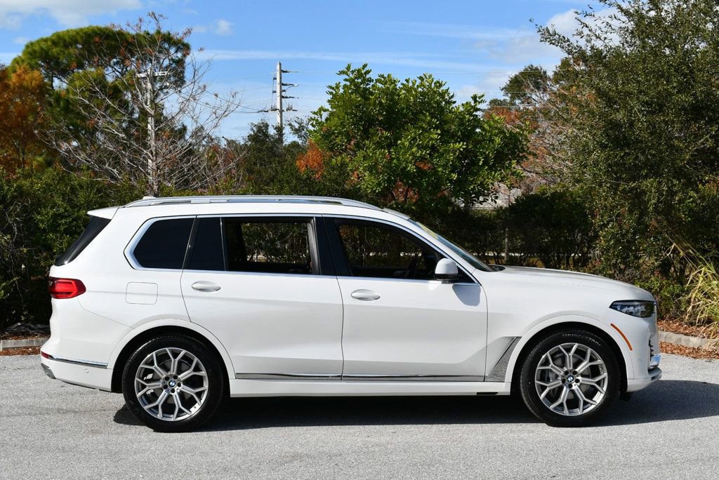 Used 2021 BMW X7 xDrive40i w/ Premium Package 2 image 34