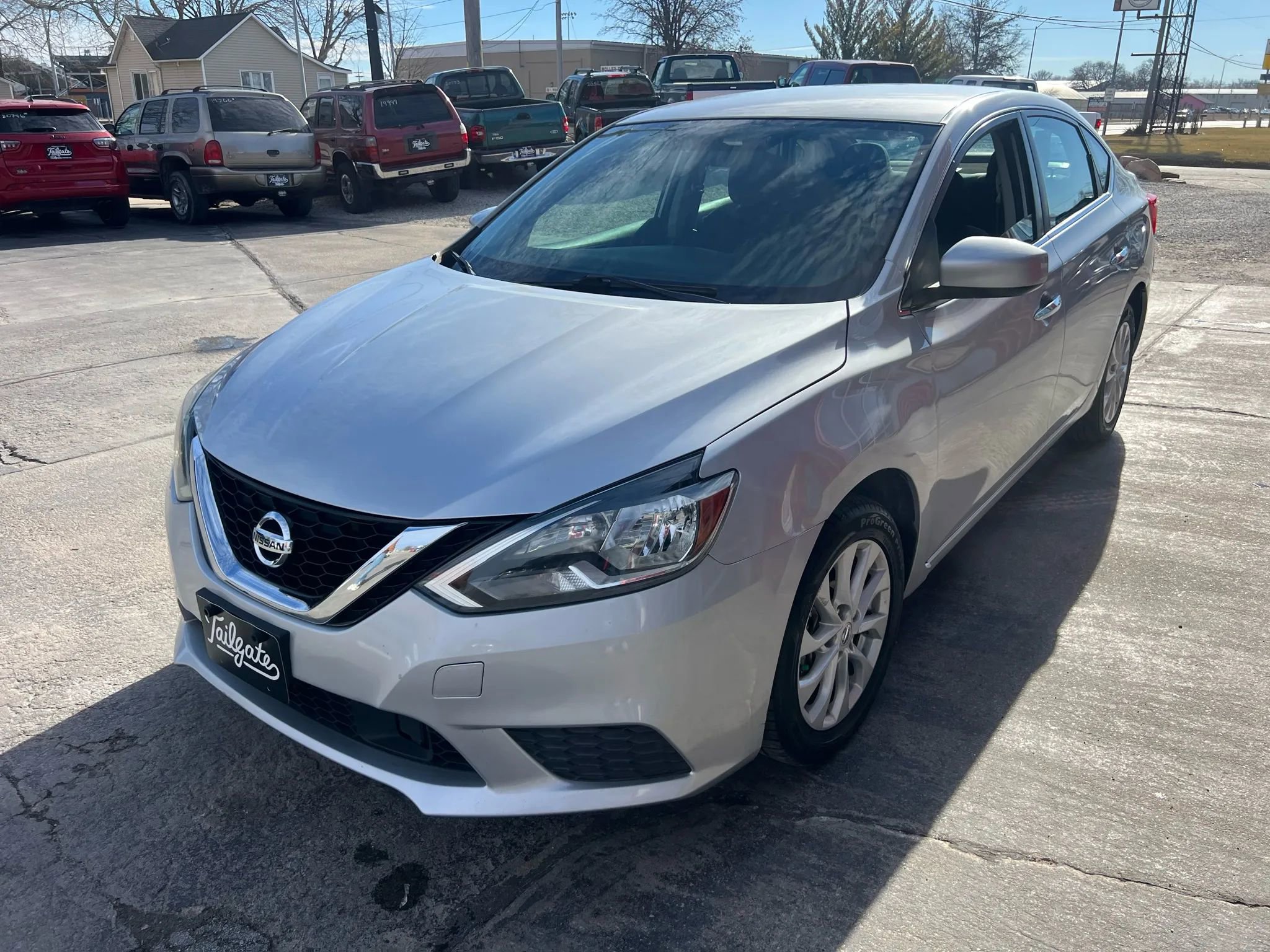 Used 2019 Nissan Sentra SV image 4