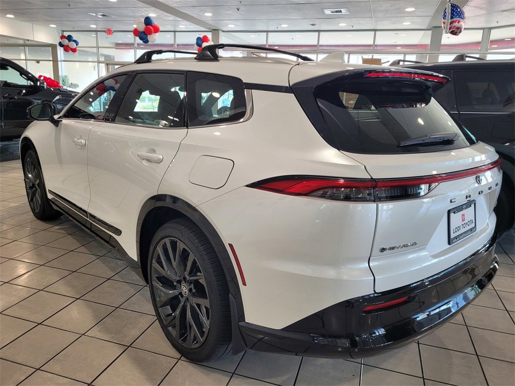 New 2025 Toyota Crown Signia image 5