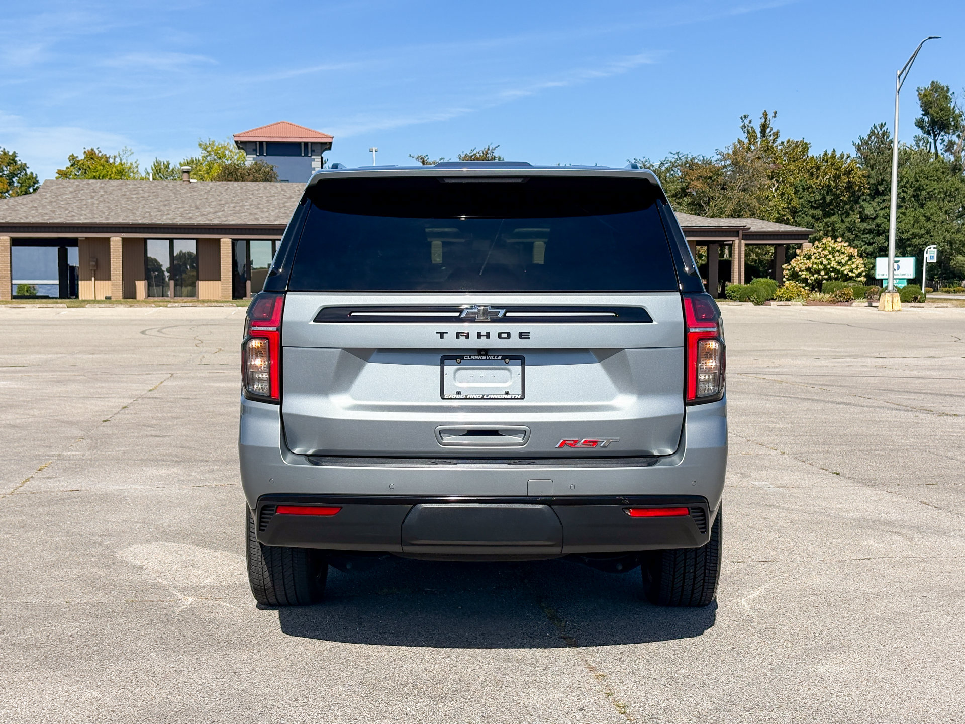 Used 2024 Chevrolet Tahoe RST w/ Luxury Package AWD/4WD image 7