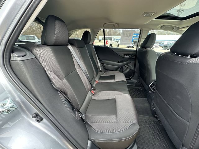Used 2025 Subaru Outback Premium image 30