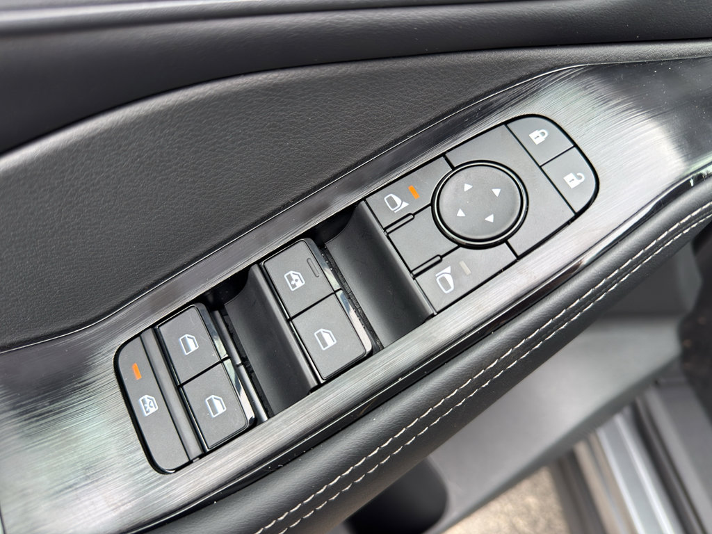 New 2026 Nissan Rogue SV image 12