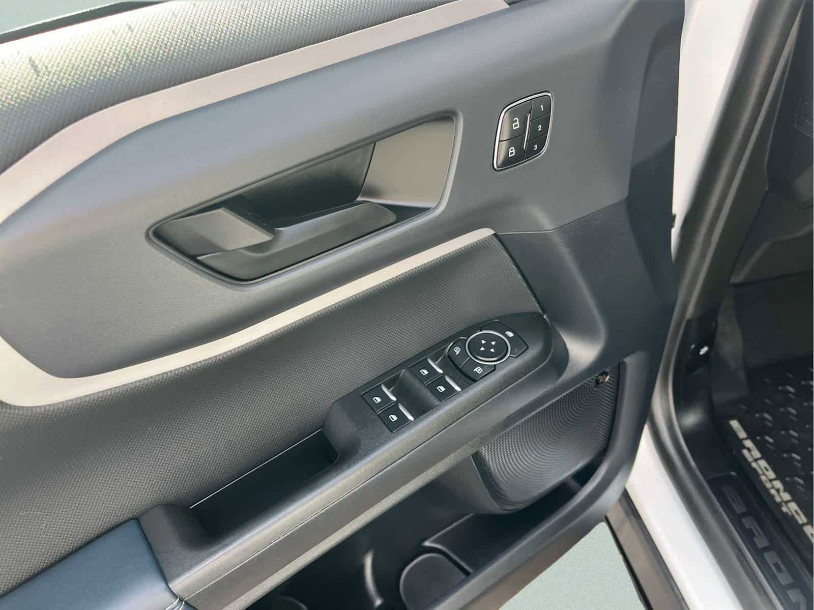 Used 2024 Ford Bronco Sport Outer Banks w/ Tech Package image 27