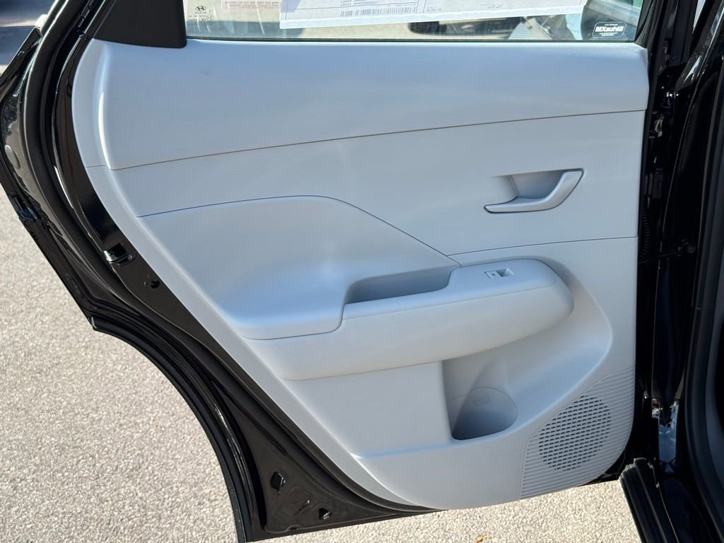 Used 2026 Hyundai Kona SE image 14