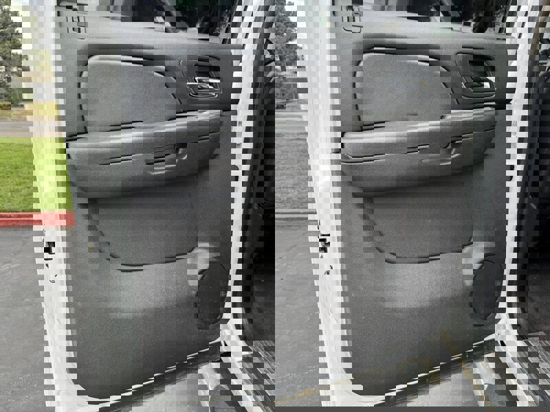 Used 2012 Chevrolet Silverado 2500 LTZ w/ LTZ Plus Package image 25