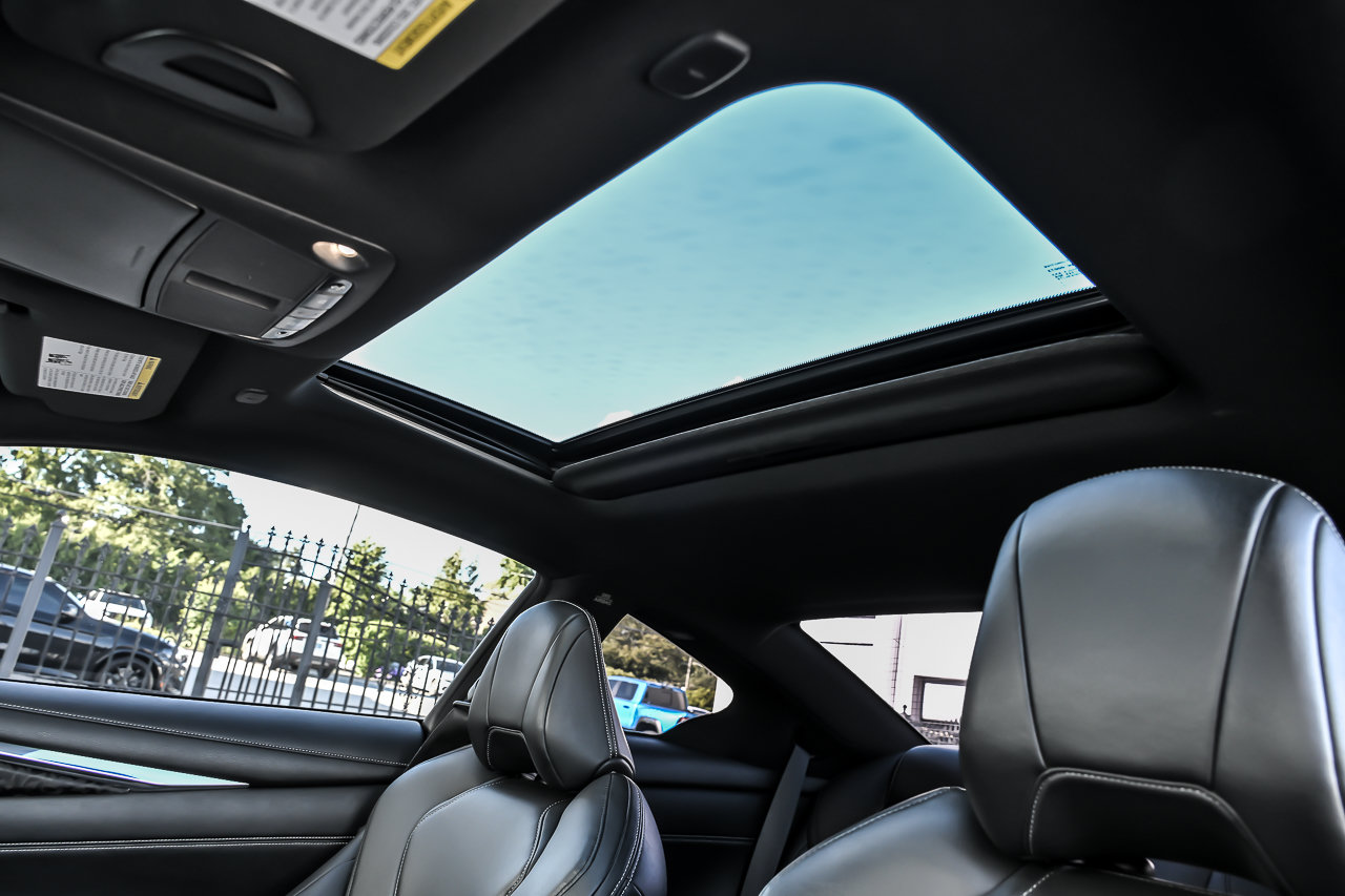 Used 2019 INFINITI Q60 3.0t Luxe AWD/4WD image 25