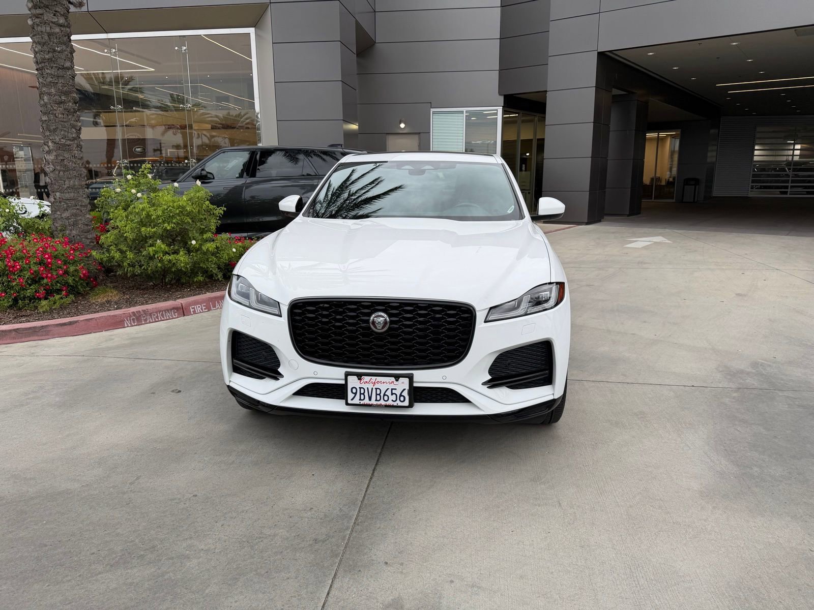Used 2022 Jaguar F-PACE S image 2