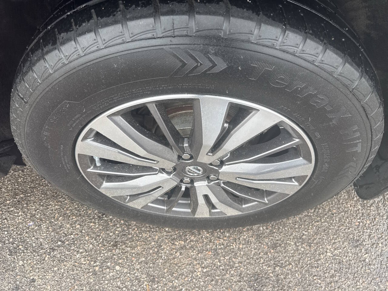 Used 2019 Nissan Pathfinder S AWD/4WD image 14