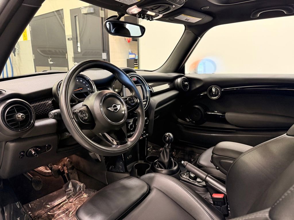 Used 2018 MINI Cooper S image 11