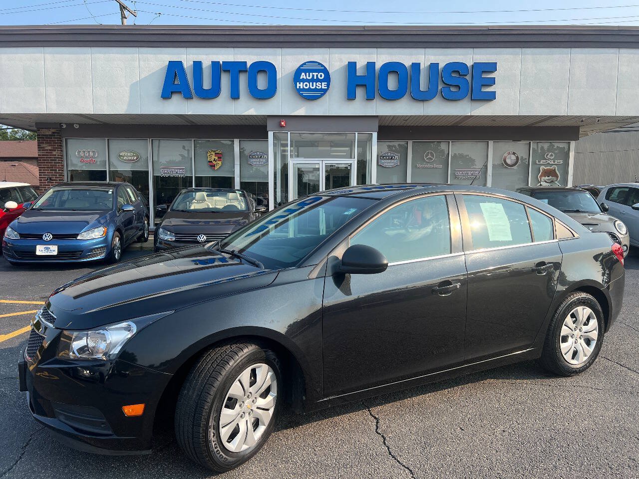 Used 2012 Chevrolet Cruze LS w/ Connectivity Package FWD image 1
