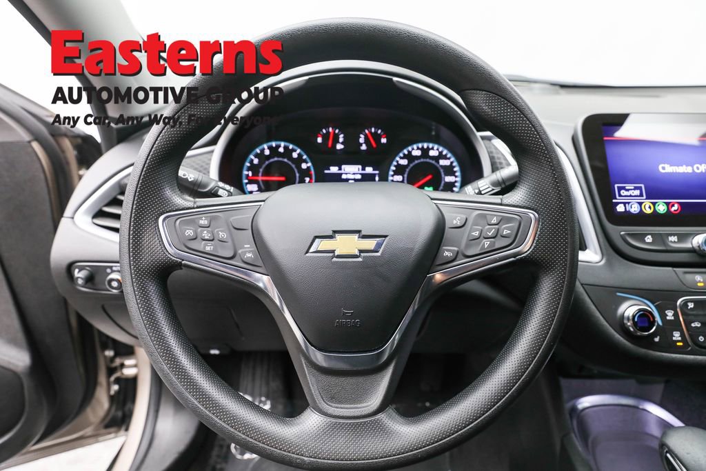 Used 2023 Chevrolet Malibu LT image 10