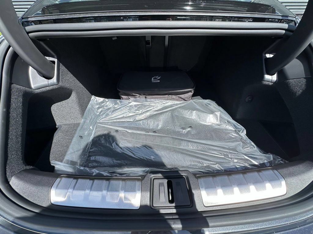 Used 2026 Porsche Taycan RWD image 41