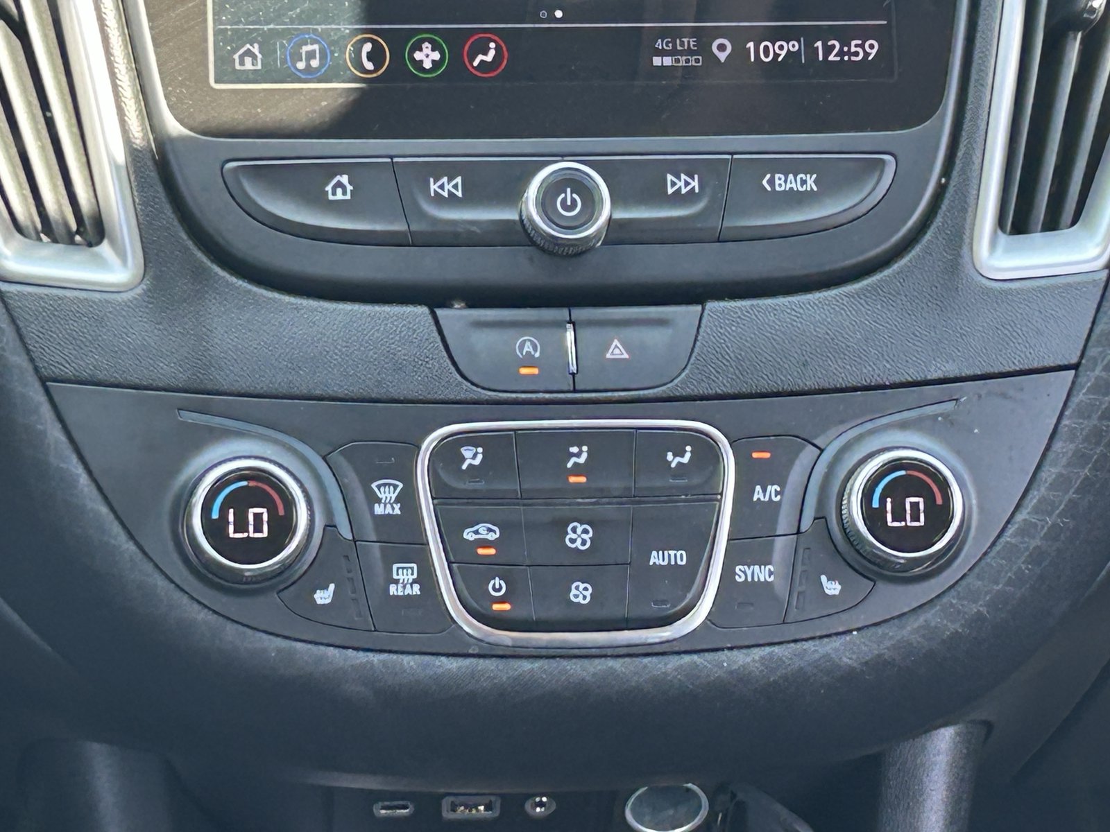 Used 2024 Chevrolet Malibu LT FWD image 19