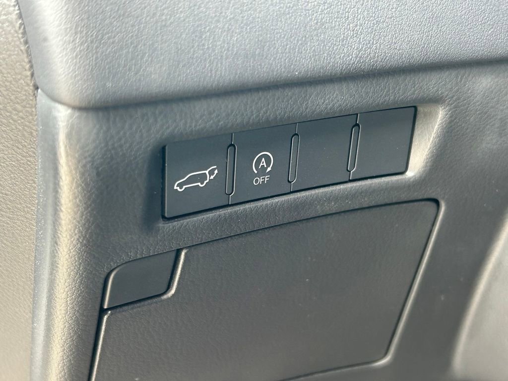 Used 2024 Lexus LX 600 F Sport image 32