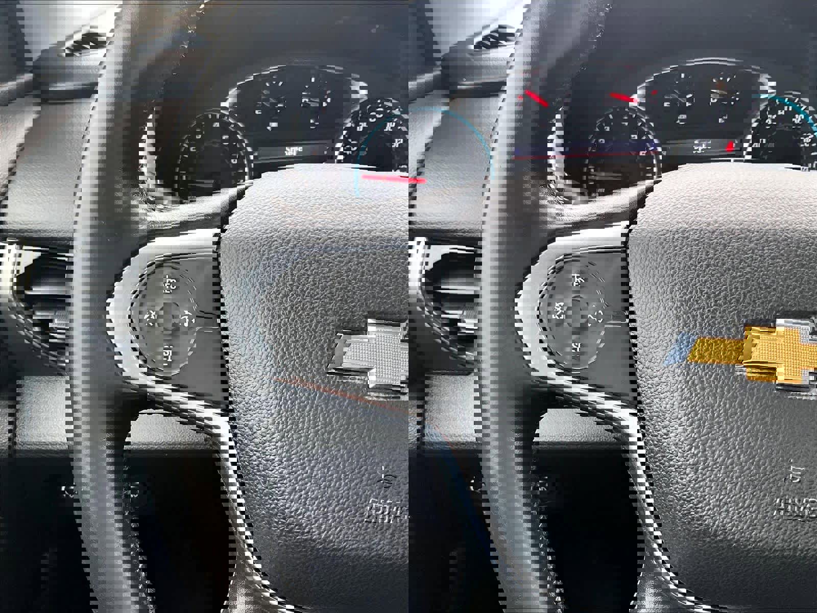 Used 2020 Chevrolet Traverse LT w/ LT Premium Package image 24