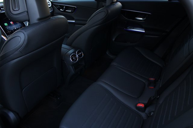 New 2025 Mercedes-Benz GLC 300 4MATIC image 29