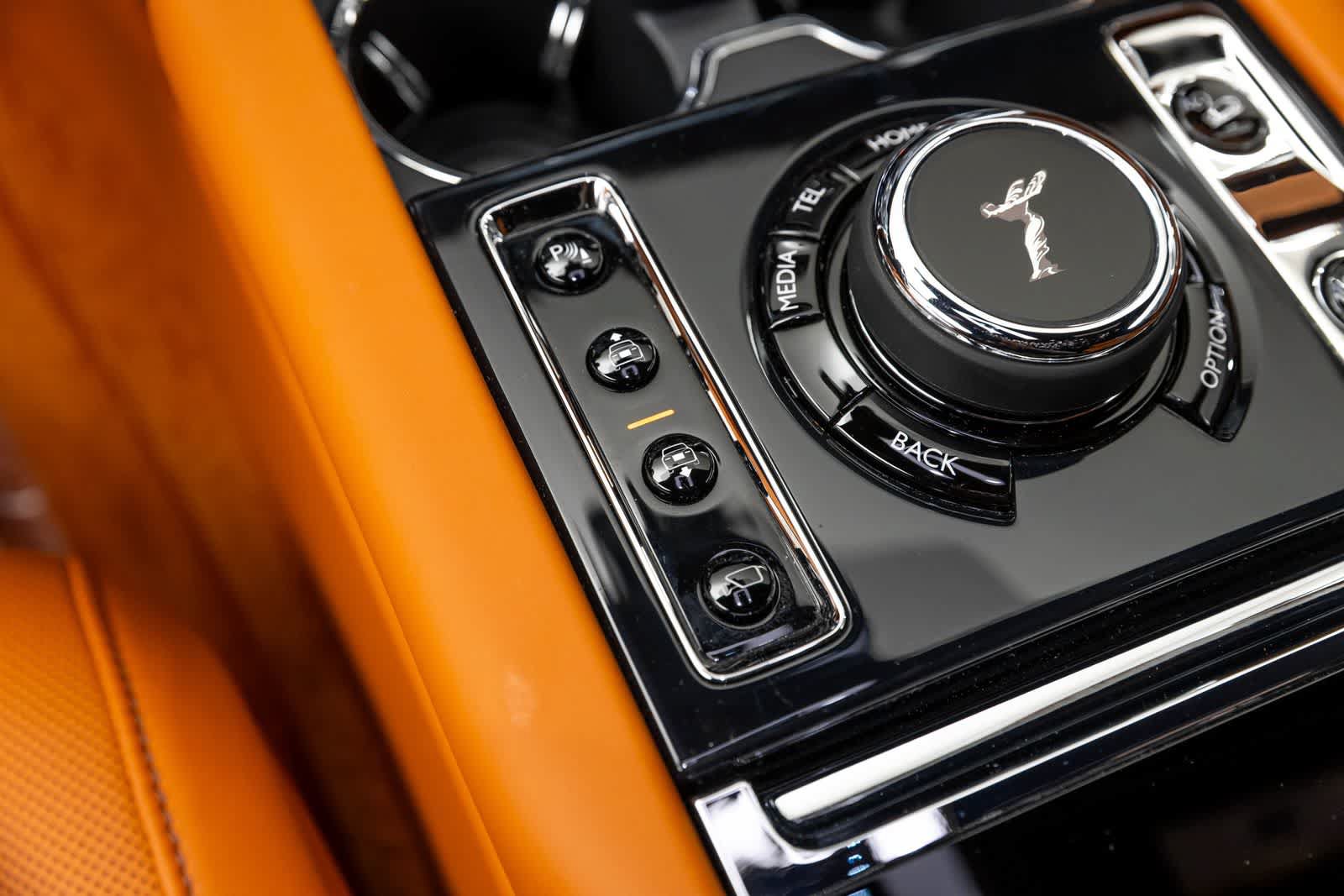 New 2026 Rolls-Royce Cullinan AWD/4WD image 29